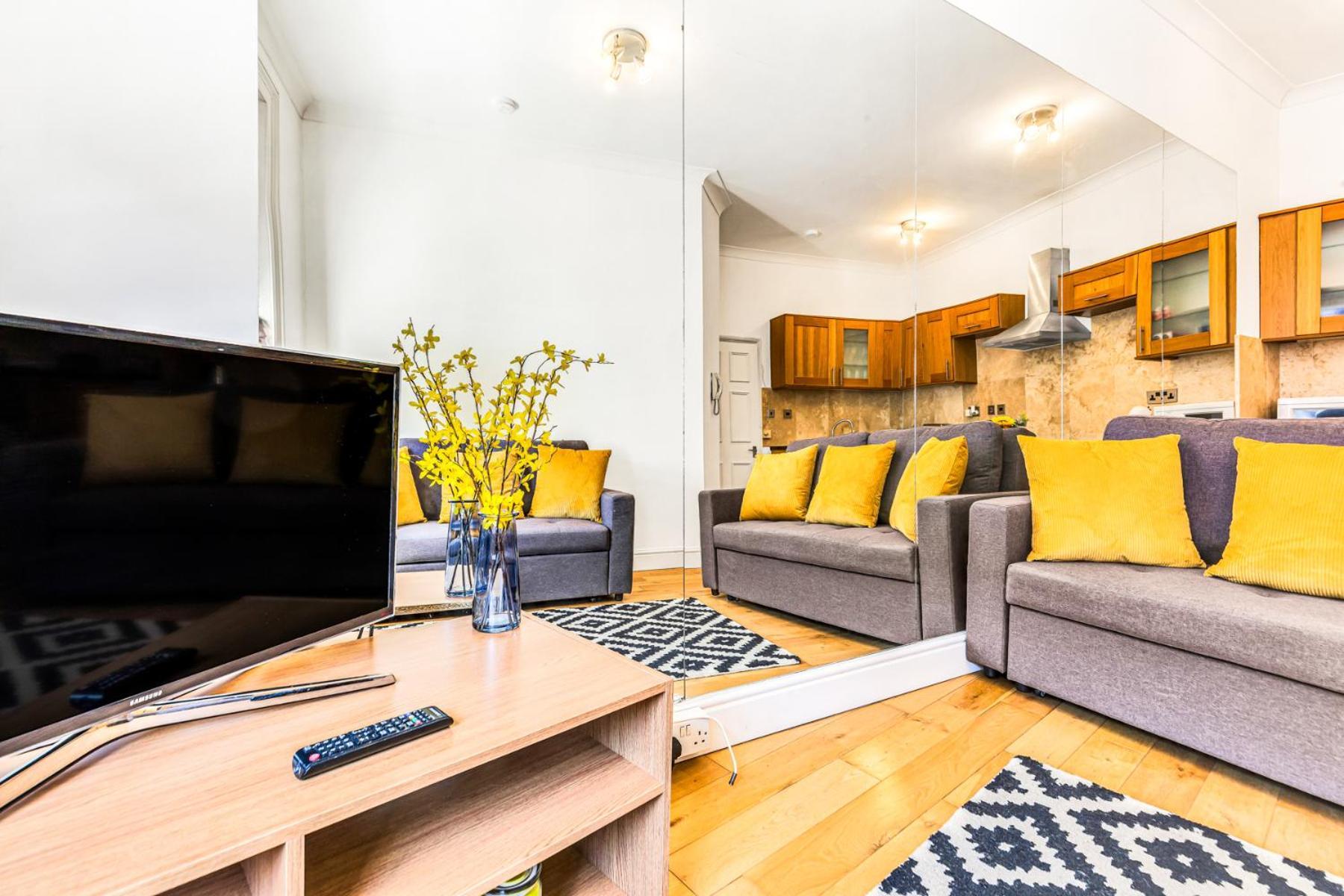 Luxstay2 Earls Court Apartment - Sleeps Up To 8 런던 외부 사진