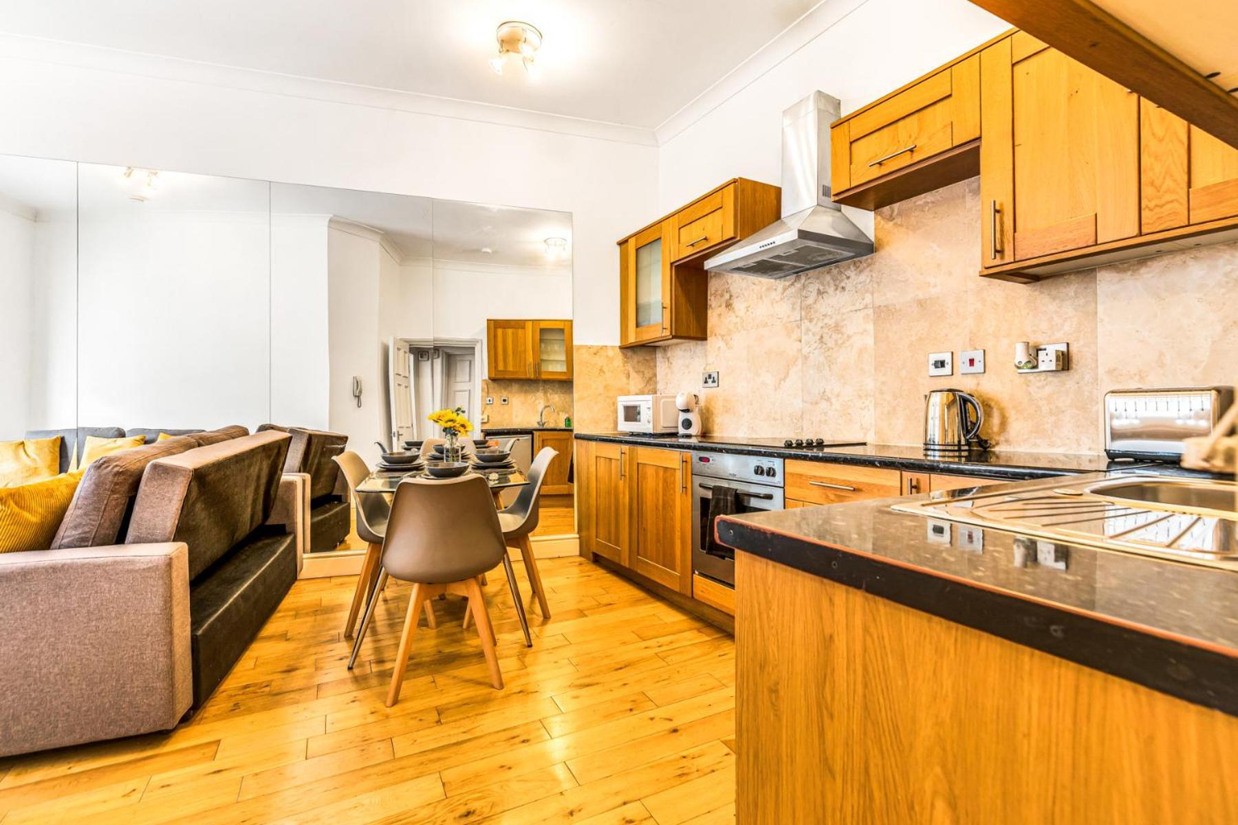 Luxstay2 Earls Court Apartment - Sleeps Up To 8 런던 외부 사진