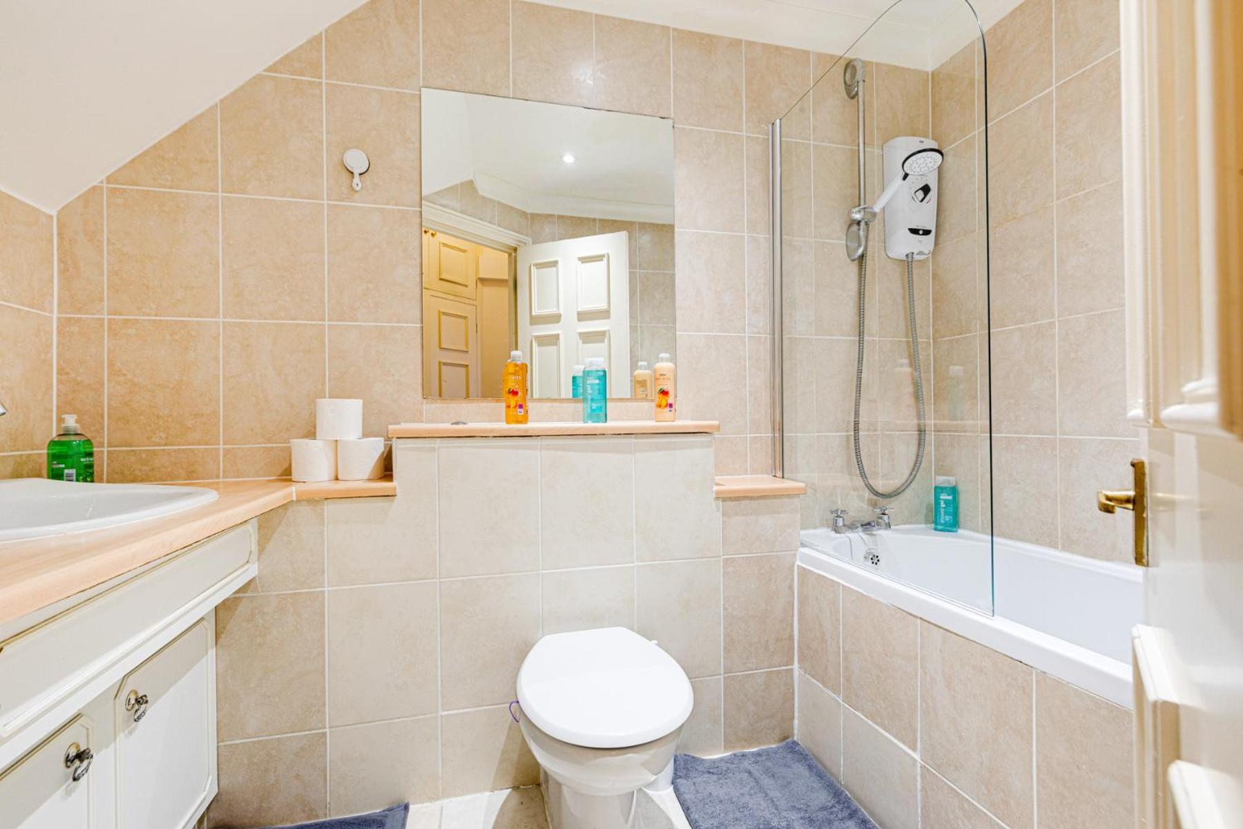 Luxstay2 Earls Court Apartment - Sleeps Up To 8 런던 외부 사진