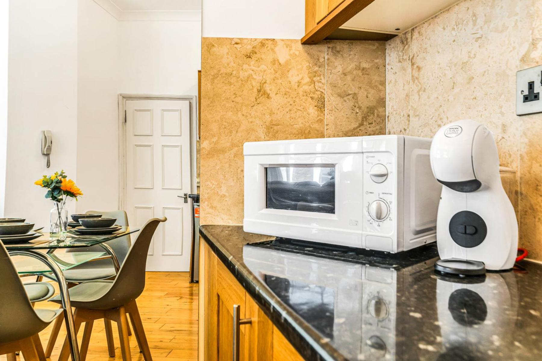 Luxstay2 Earls Court Apartment - Sleeps Up To 8 런던 외부 사진